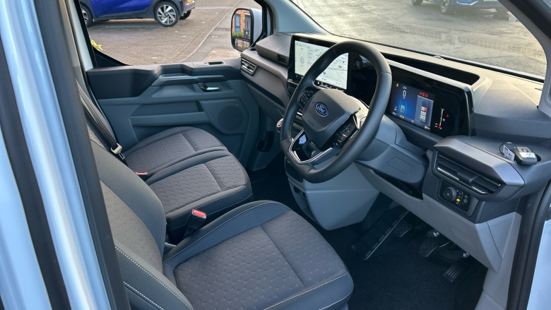 Ford Tourneo Custom 320 L1 Diesel Fwd 2.0 EcoBlue 136ps H1 Titanium 8 seater Auto